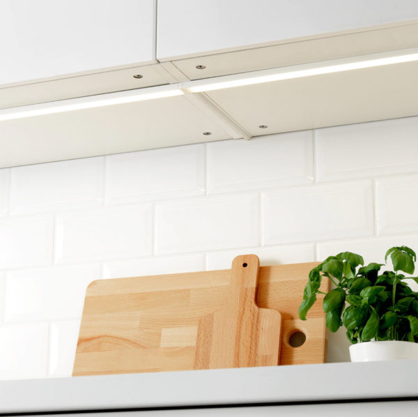 OMLOPPLED-countertop-light