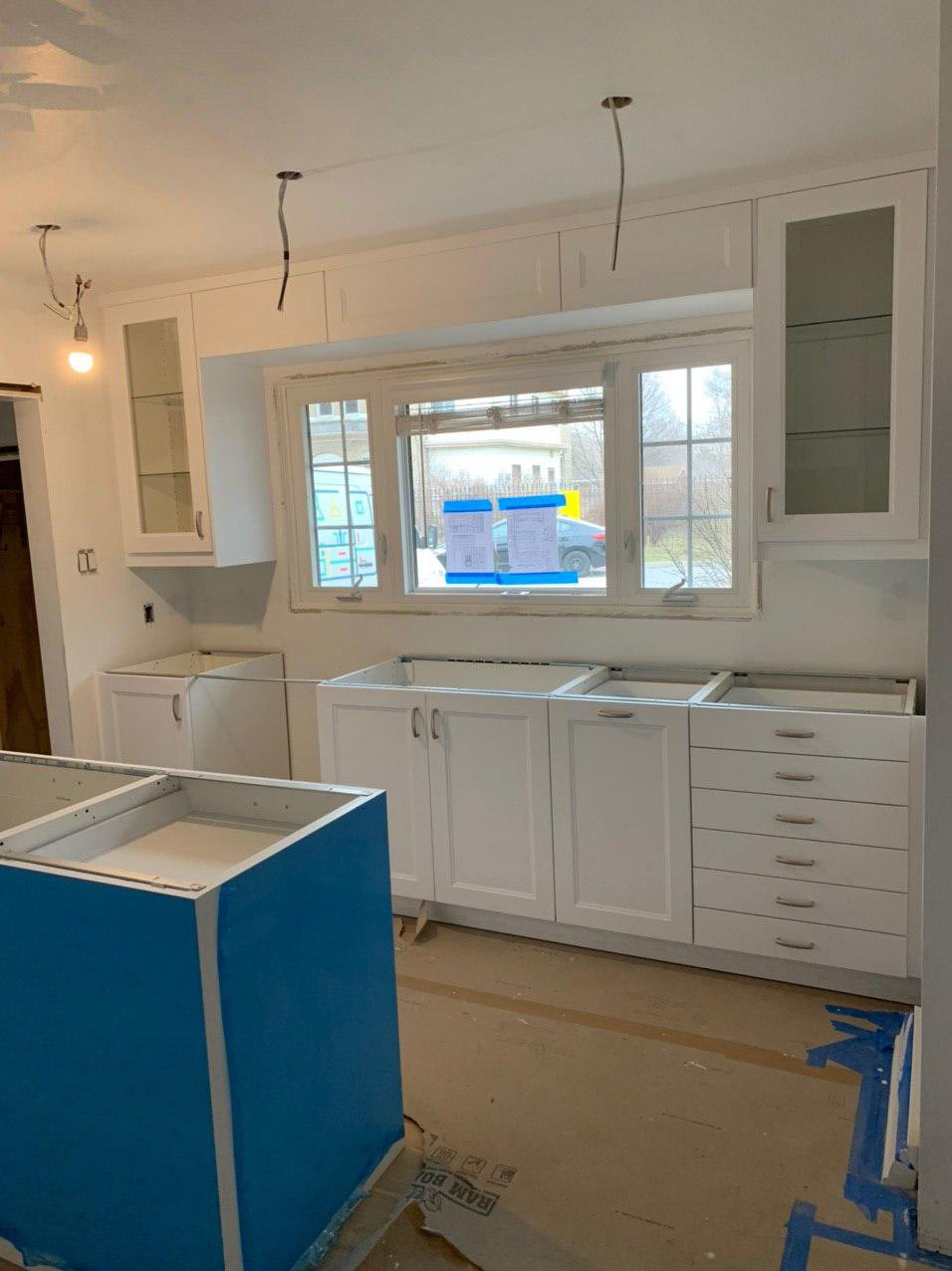 Galley wall 10ft kitchen with 6ft island and AXSTAD matt white doors style